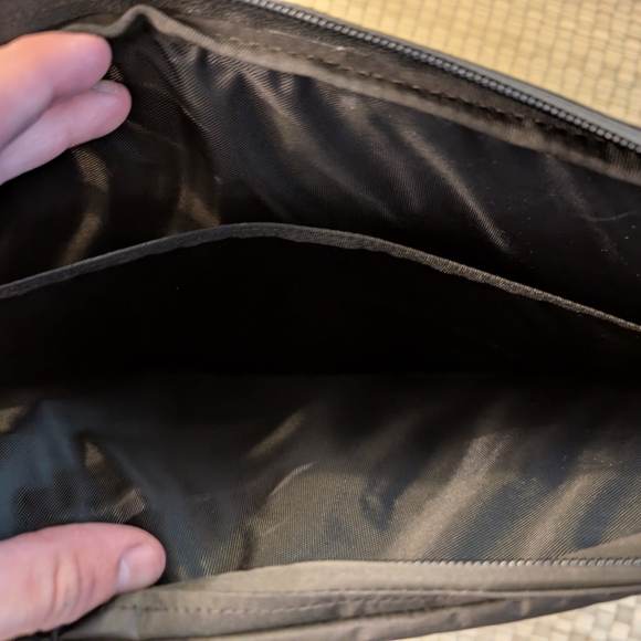 NWT Black Mile Covert Laptop Bag Black Dyneema Made in USA - Picture 4 of 5